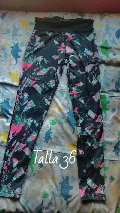 Leggings deportivos estampados para mujer - miniatura 5