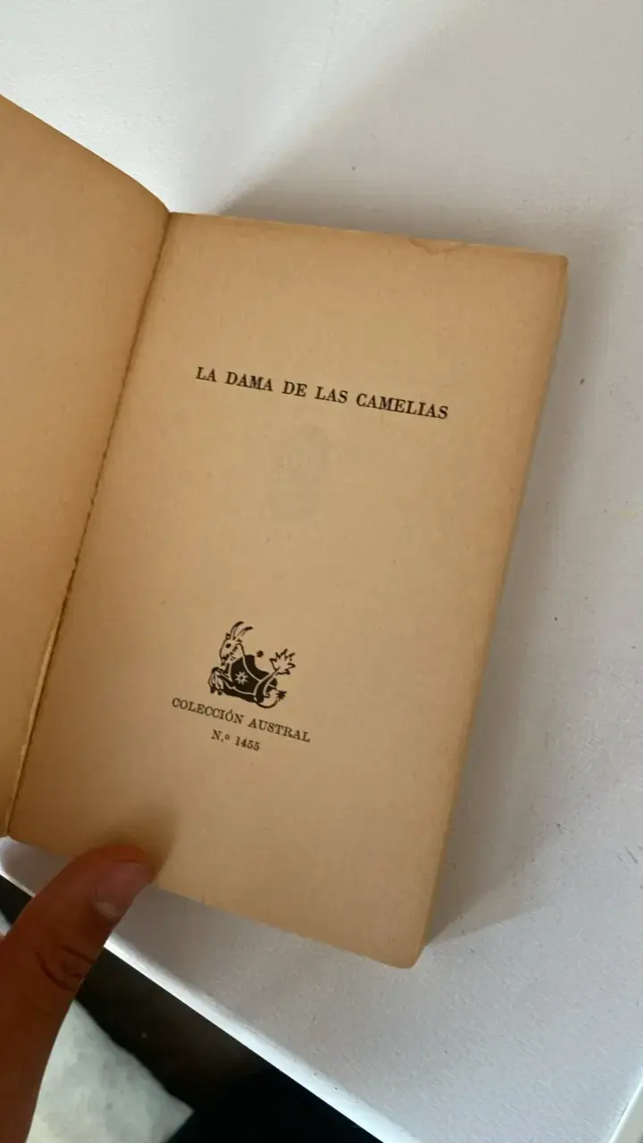 Libro 'La Dama de las Camelias' de Alejandro Dumas - 3