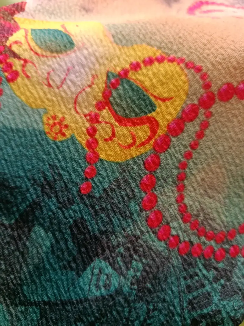 Pantalones de mujer con diseño colorido - 3