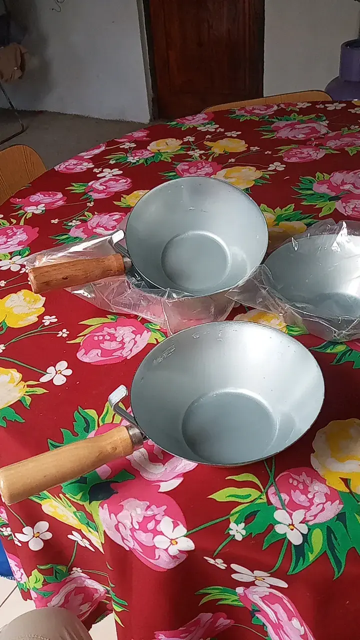 cuchara para cemento acero carbono gruesa 18×31 - 2