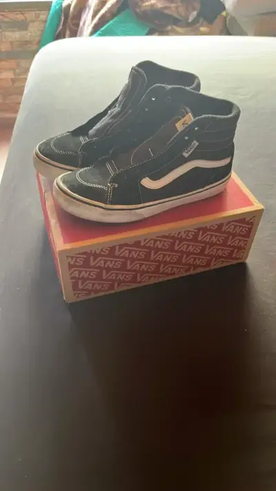 Zapatillas Vans negras de caña alta - miniatura 1