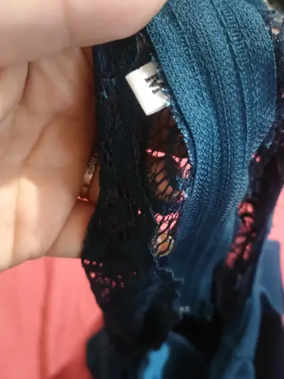 Vestido azul con encaje para mujer - miniatura 3