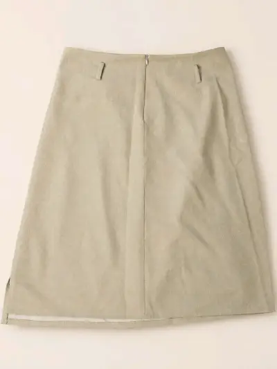 Falda beige con cintura ajustable y tela ligera - miniatura 2