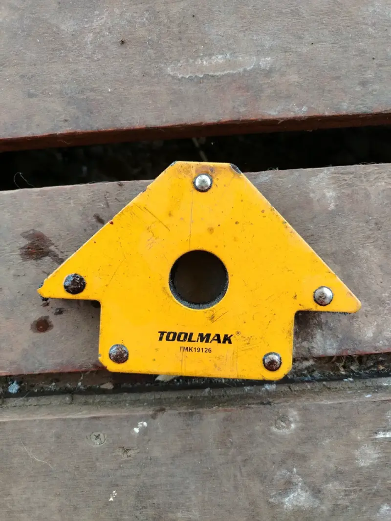 Soporte magnético de soldadura Toolmak