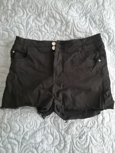 Shorts de mezclilla negros Opposite talla 36 - miniatura 1