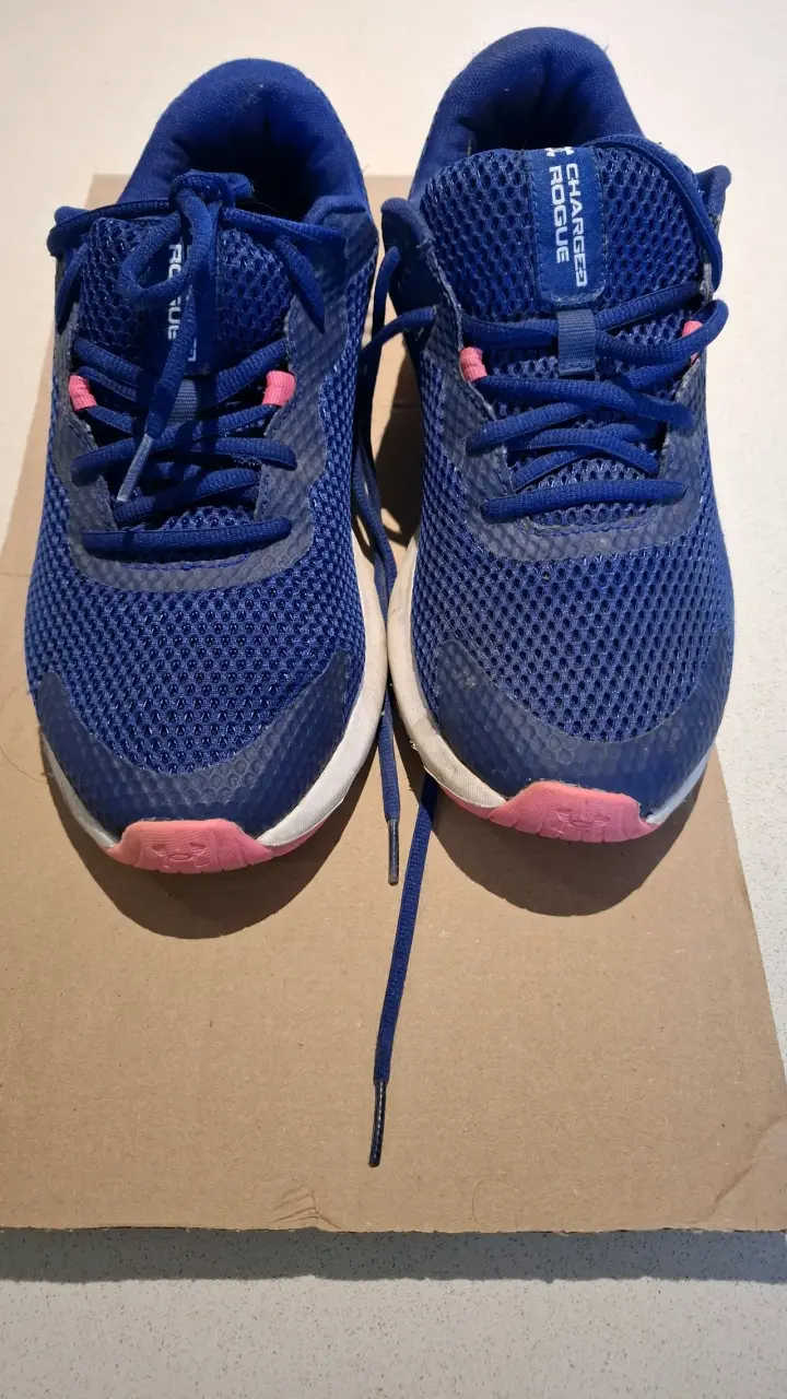 Zapatillas deportivas Under Armour azul y rosa - 2