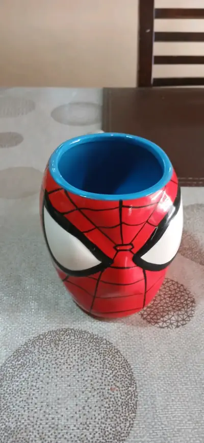 Tazón de cerámica Spiderman con diseño 3D - miniatura 1