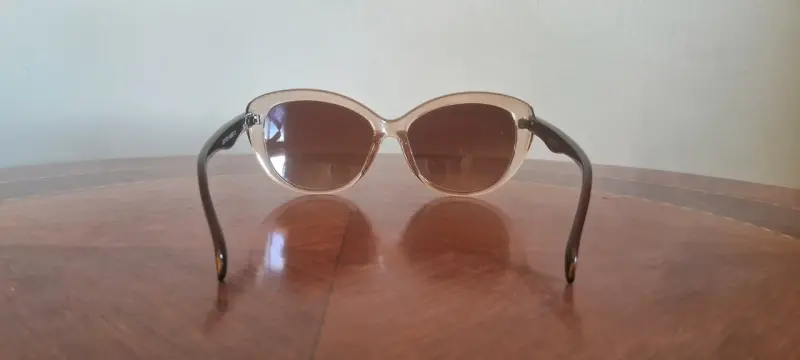 Gafas de sol estilo retro con marco transparente - 2