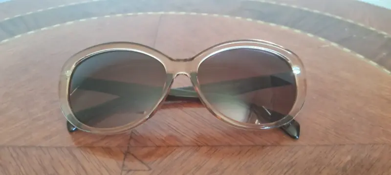 Gafas de sol estilo retro con marco transparente - 3