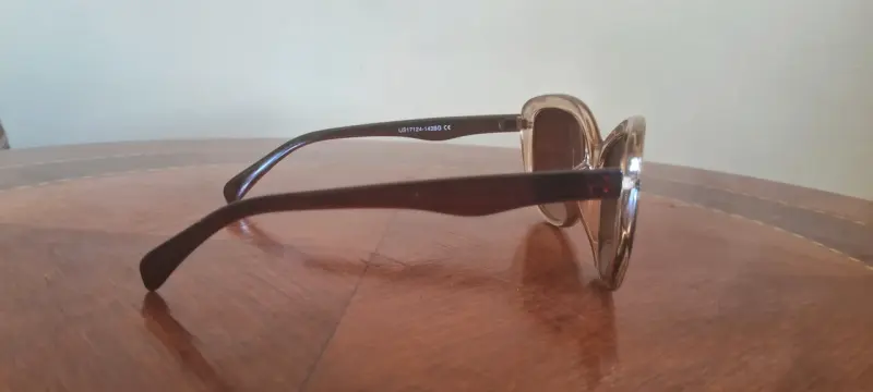 Gafas de sol estilo retro con marco transparente - 5
