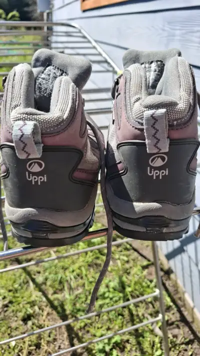 Botas de montaña Uppí gris para exteriores - miniatura 3