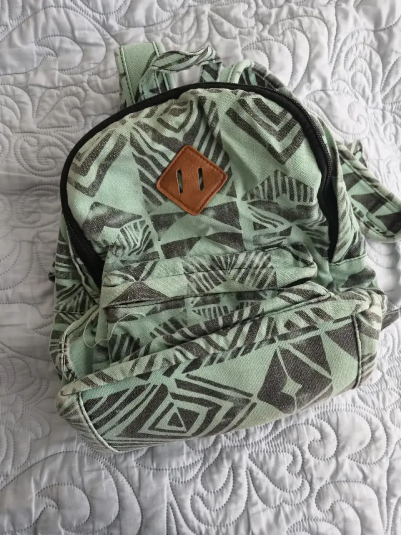 Mochila estampada con diseño geométri - 2