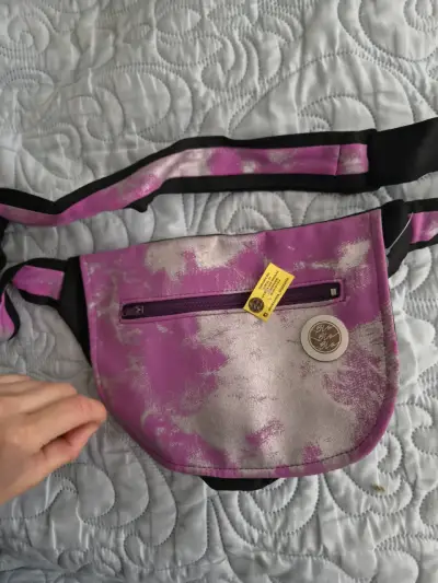 Riñonera unisex colorida con diseño único - miniatura 5