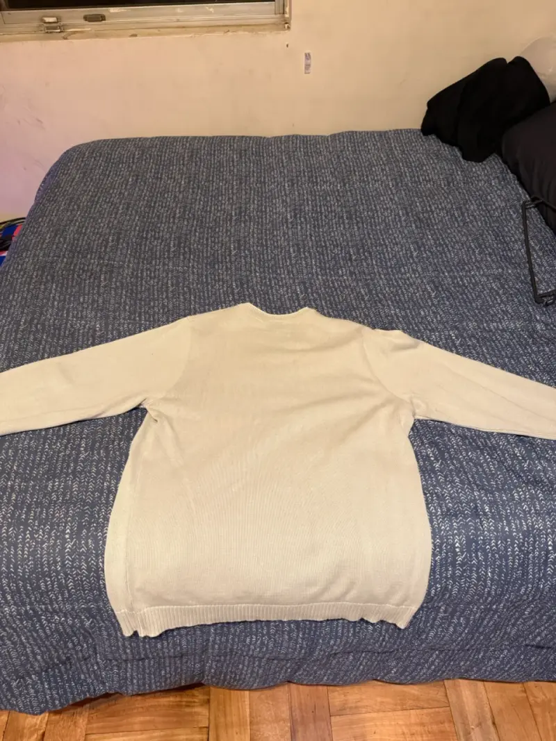 Suéter beige de hombre Lacoste en buen estado - 4