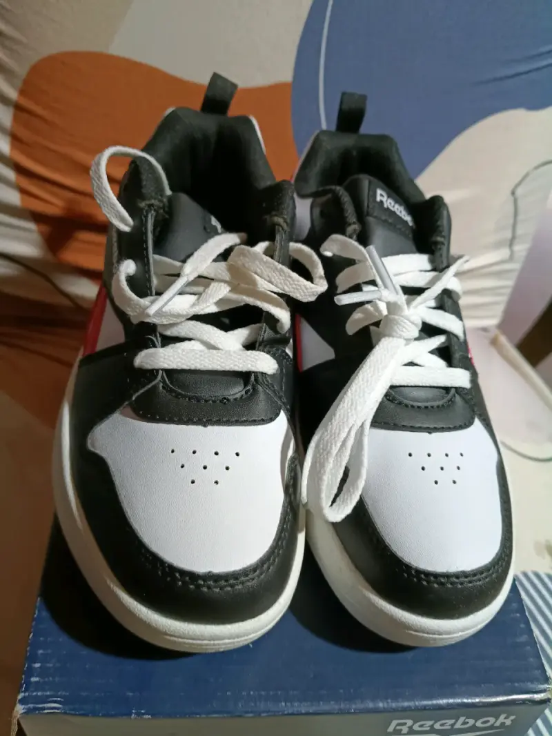 Zapatillas deportivas Reebok blancas y negras - 1
