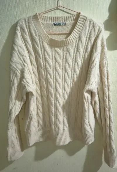 Suéter de lana beige para mujer - miniatura 1