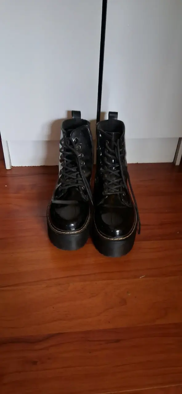 Botas negras de plataforma con cordones C Moran - 3