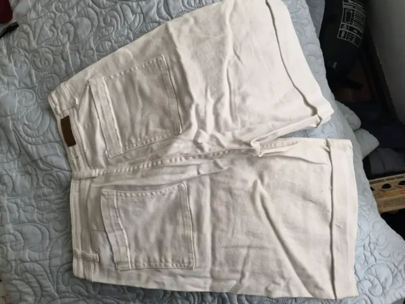 Bermudas blancas MNL x Corona talla 38 - 2