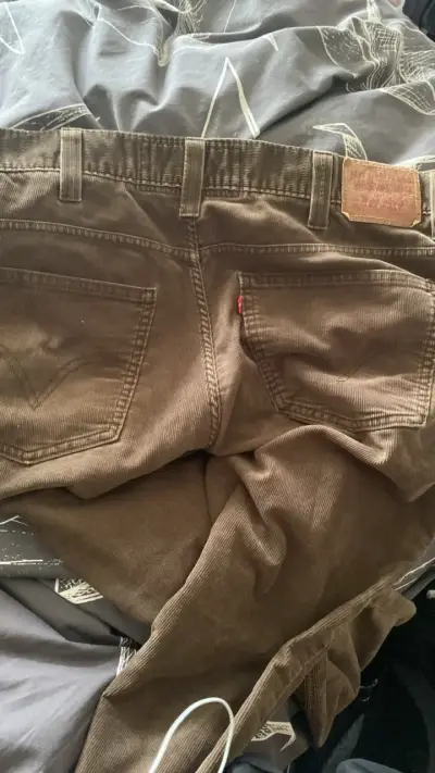 Pantalones de pana marrón Levi's para hombre - miniatura 4