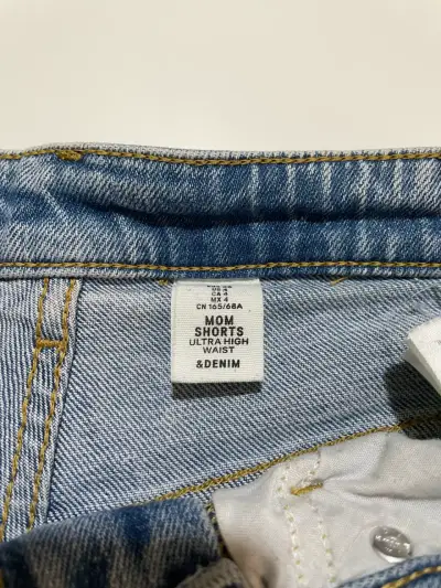 Shorts de mezclilla mom ultra high waist - miniatura 2