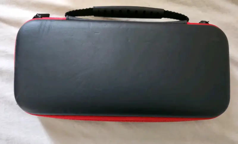 Consola Nintendo Switch con Joy-Con rojo y azul - 6
