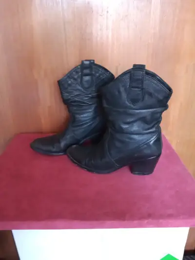 Botines de cuero negro para mujer - miniatura 2