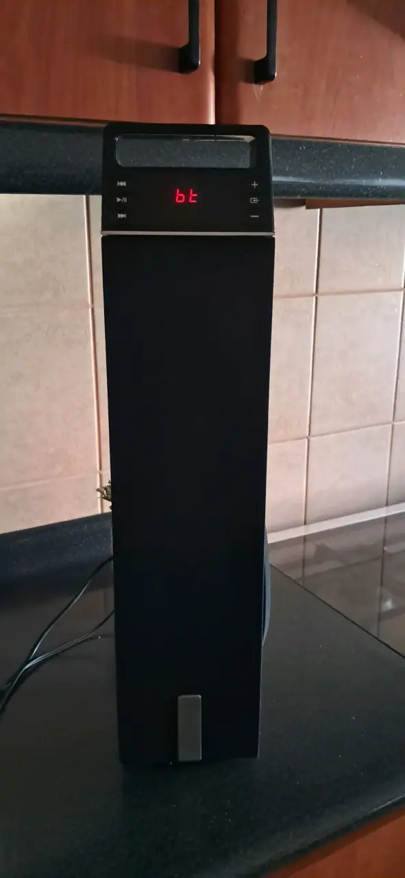 Parlante Bluetooth RCA con Control Remoto - 1