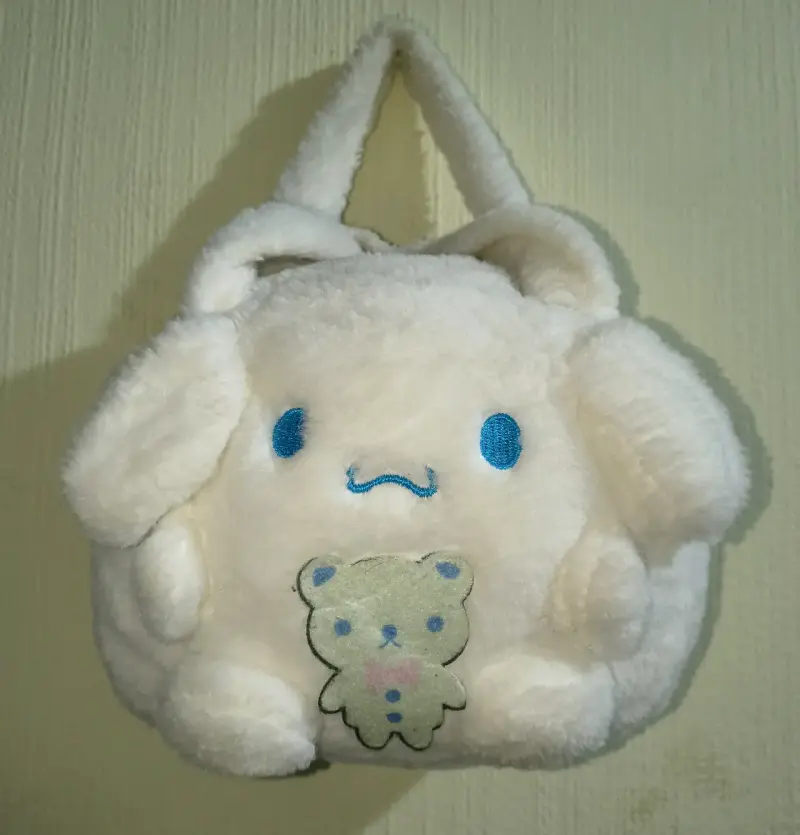 Bolso de peluche de Cinnamoroll