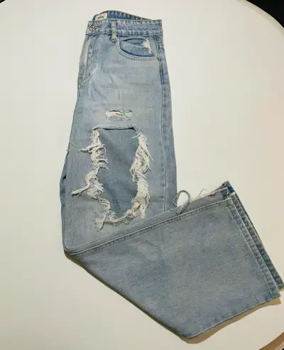 Jeans desgastados de mezclilla azul claro Sybilla - miniatura 1