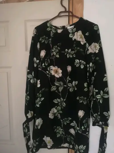 Vestido floral negro H&M manga larga - miniatura 1