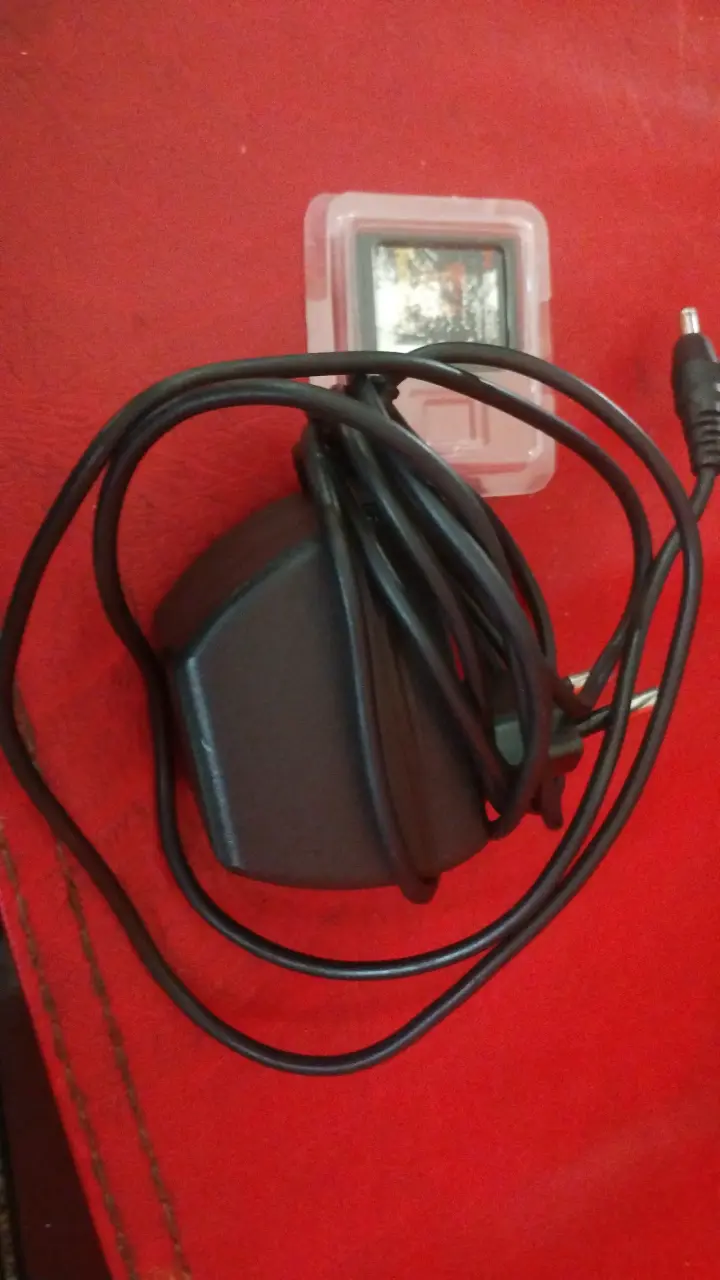 Nokia N-Gage, MMC 1GB y cartucho pandemónium - 3