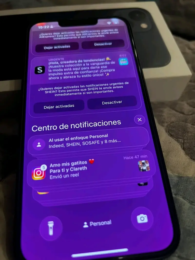 iPhone 13 en excelente estado con caja original - 6