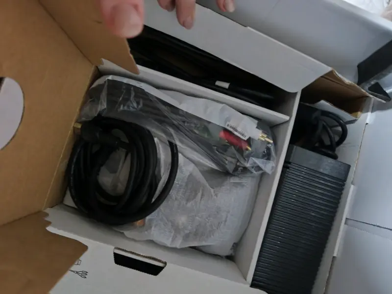 Consola Xbox 360 250GB con WiFi y Kinect Ready - 3