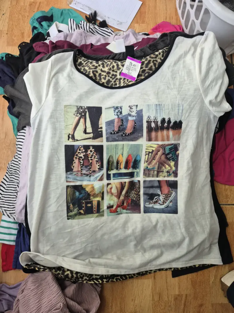Poleras variadas para mujer 1000 cada una - 4