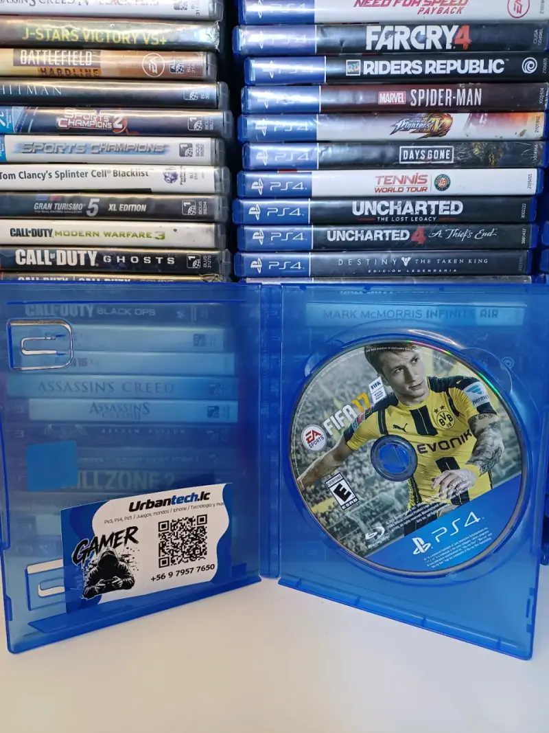 Colección de Juegos PS4 con FIFA 17