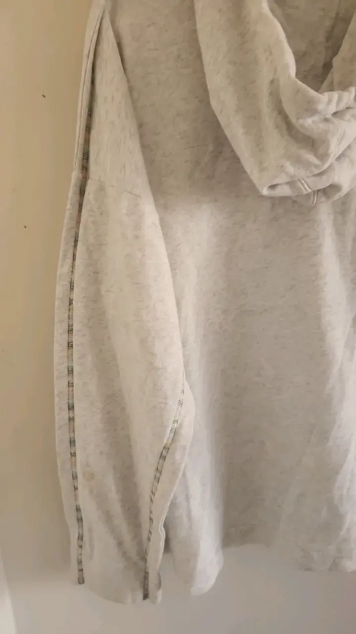 Polerón Nike gris con capucha y cierre - 3