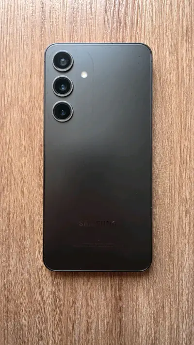 Samsung Galaxy S24 128g poco uso - miniatura 3