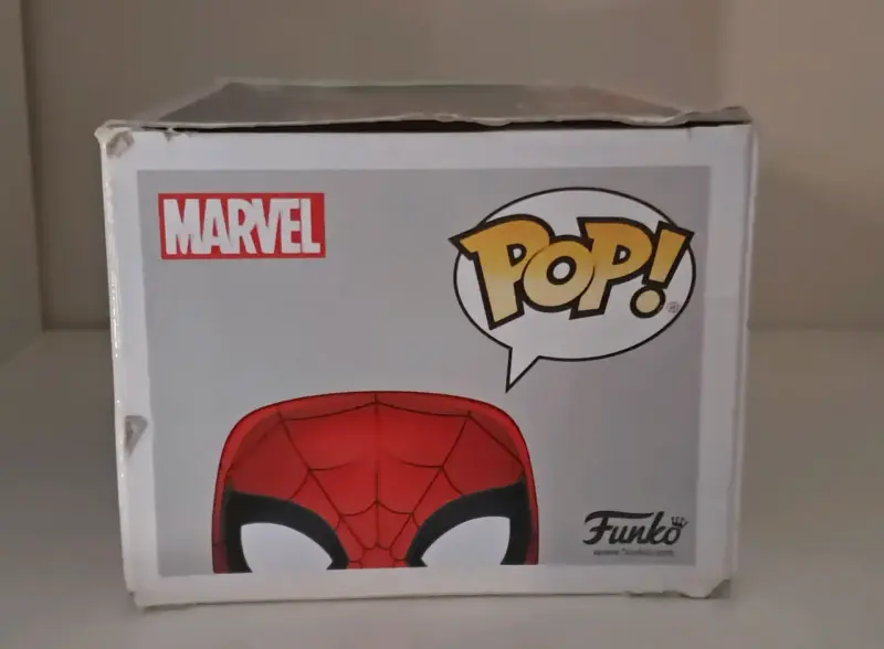 Figura Funko Pop Spider-Man Marvel 397 - 3
