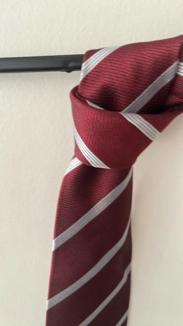 Corbata André Valentino Roja a Rayas - 4