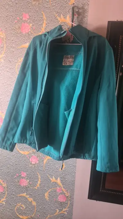 Chaqueta turquesa con capucha talla XL - miniatura 1