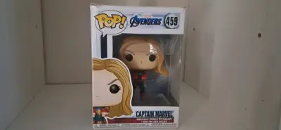 Figura Funko Pop Captain Marvel 459 - miniatura 2