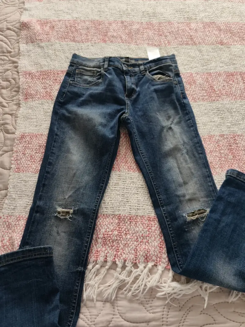 Jeans Guess para niño r desgastados - 2