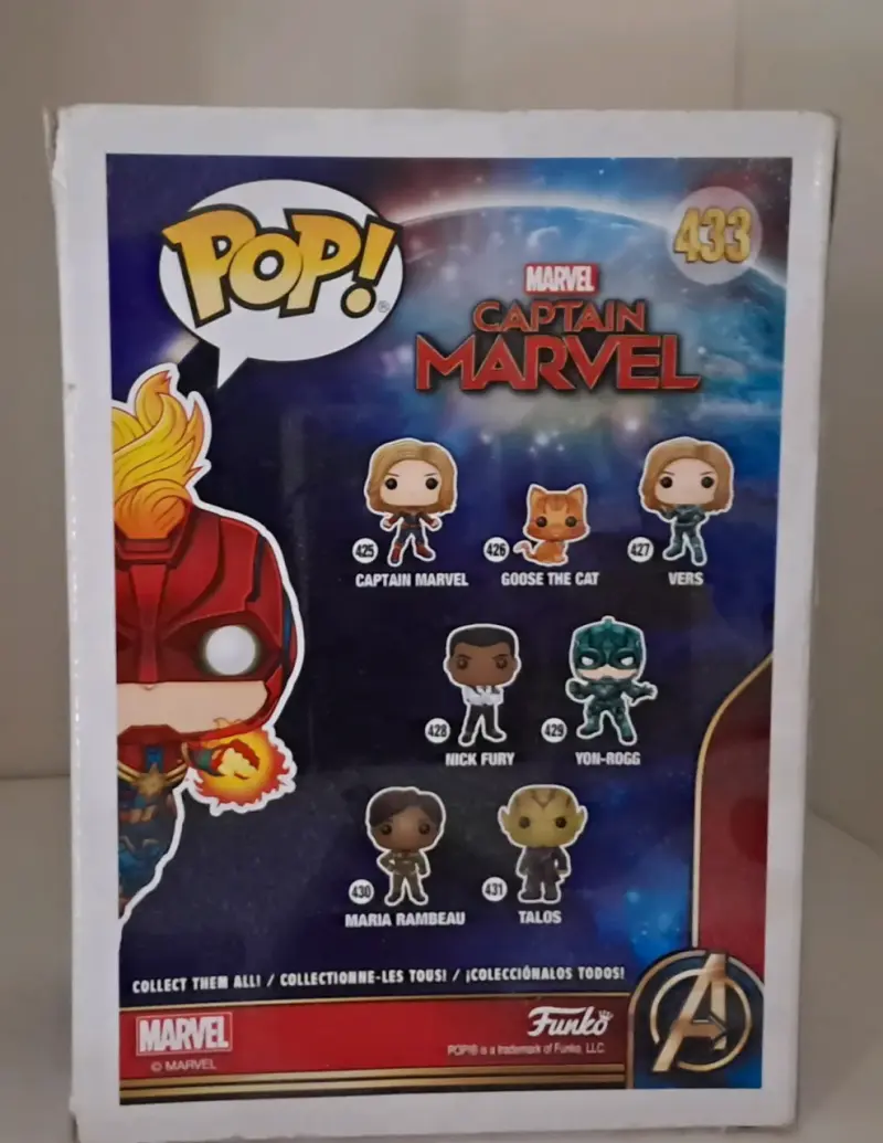 Funko Pop Captain Marvel 433 Brillante - 4