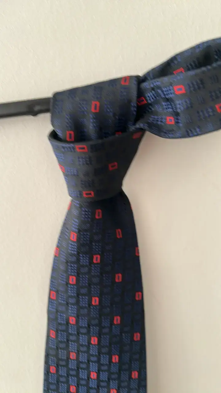 Corbata azul con diseño geométrico Vizio - 3