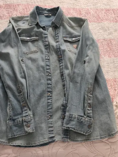 Chaqueta de mezclilla Guess para niño - miniatura 2