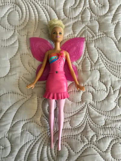 Muñecas y barbies - miniatura 1