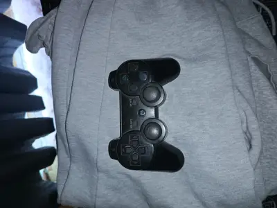 Se vende play stations 3 - miniatura 3