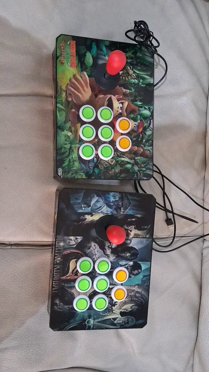 Controles arcade USB con diseño temático - 1