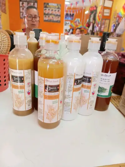 Set de productos de cuidado capilar y piel Madre Tierra - miniatura 1