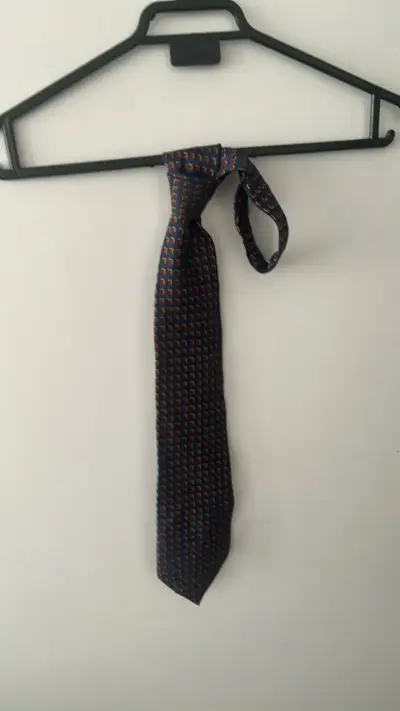 Corbata Nautica azul con diseño geométrico - miniatura 1